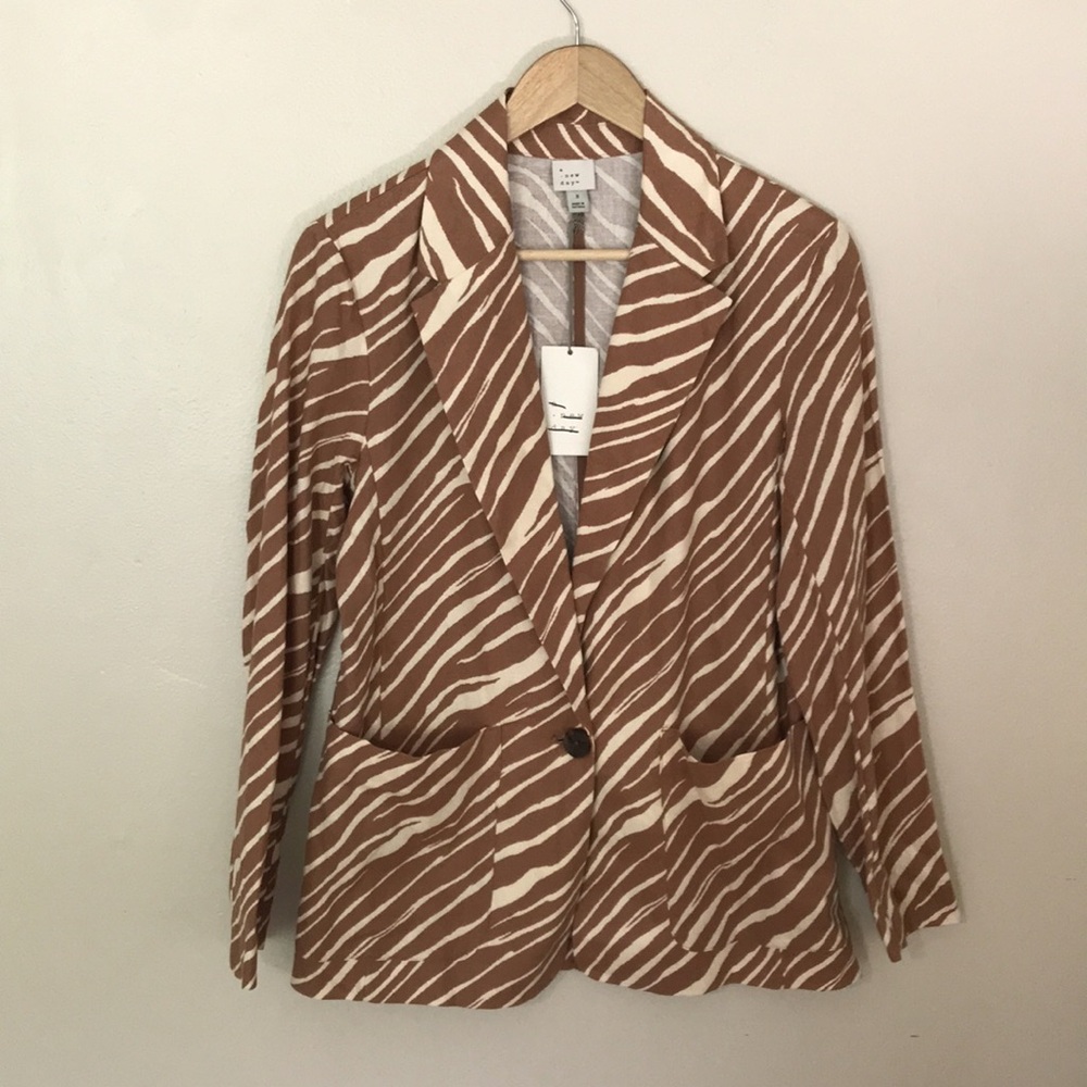 NEW A New Day Brown Zebra Stripe Blazer. S - Picture 3 of 7